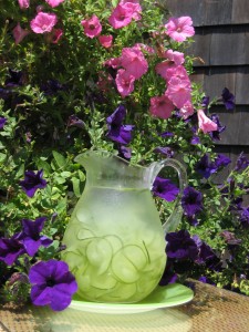 Water pitcher